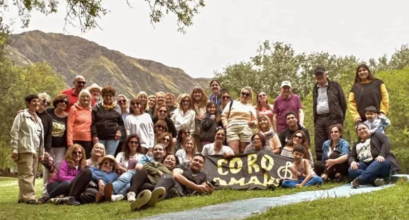 El coro Ramallo conquista Merlo: una experiencia inolvidable en ‘Merlo le canta a América’
